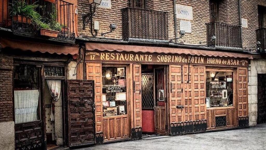 11. El restaurante más antiguo del mundo: Casa Botín (Madrid)